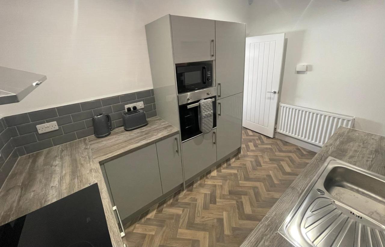 Modern & Cozy 2 Bed Bungalow Горден Екстер'єр фото